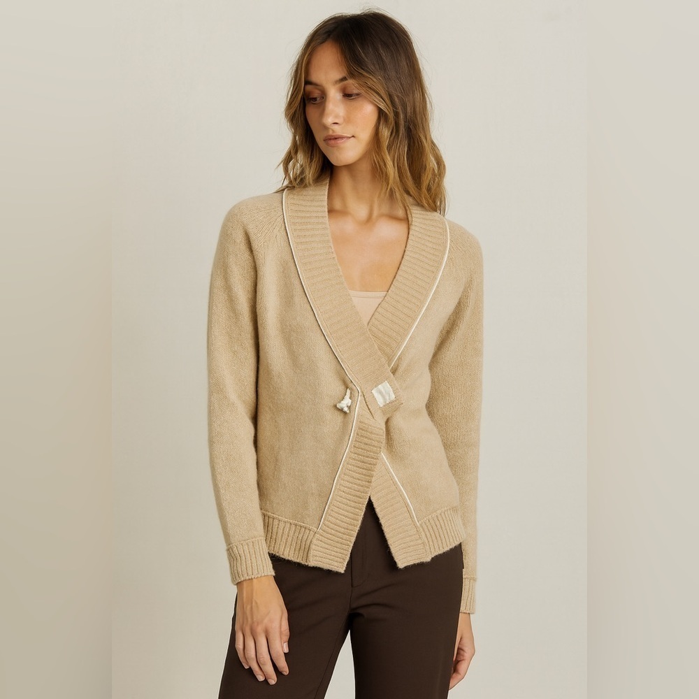 Liliana Castellanos Beige Baby Llama Wool Cardigan Sweater Size Medium